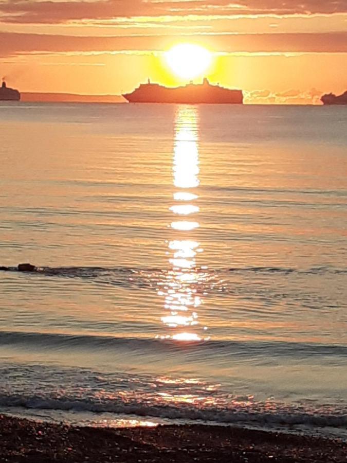 Valentine Guest House Weymouth Esterno foto